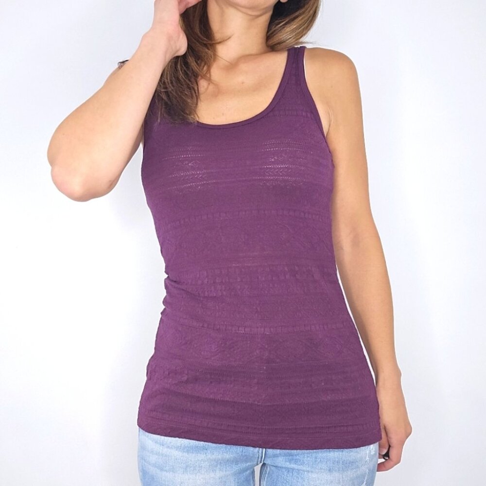 💘Mossimo Women's Purple Tank Top with Texture/Pattern Size Large